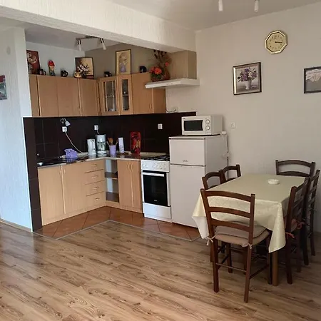 Marina Apartment *